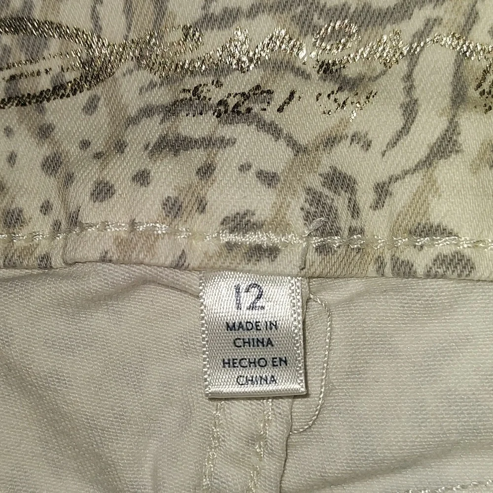 Seven7 Jeans - Picture 8 of 9